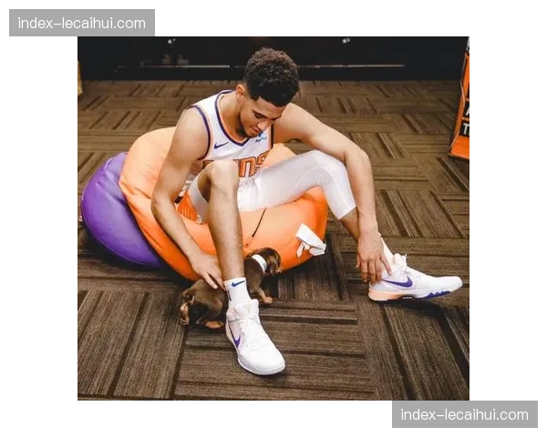 菲尼克斯水星队老将陶乐西开始其“告别赛季”巡回活动 菲尼克斯水星队老将陶乐西开始其“告别赛季”巡回活动